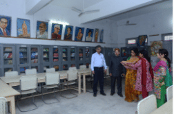 Th. Har Narayan Singh Degree College Allahabad Library photo 1